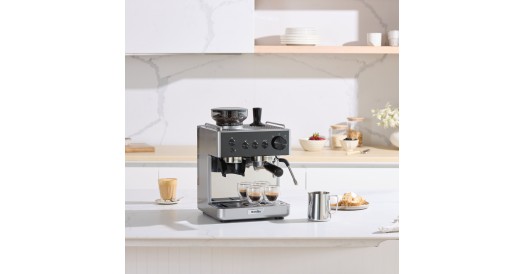 Ekspres do kawy kolbowy z młynkiem Breville Barista Classic VCF186X