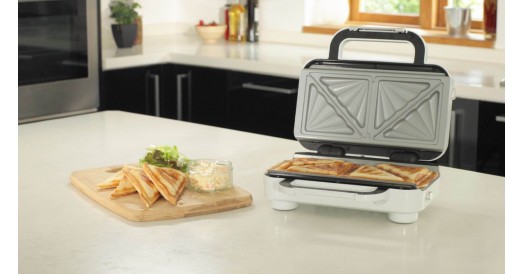 Czajnik elektryczny Breville High Gloss + Opiekacz do kanapek Breville High Gloss