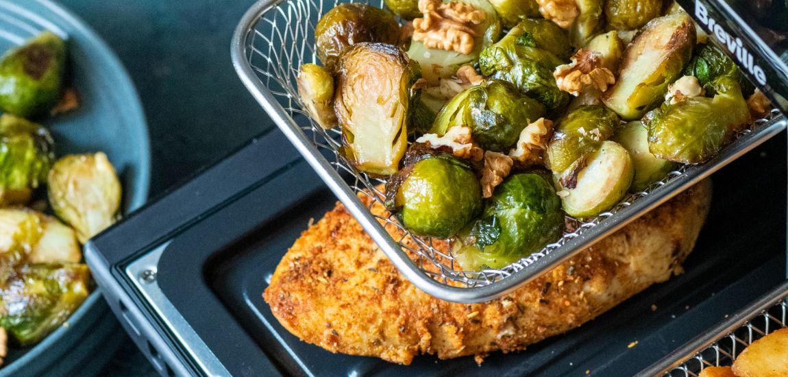 Frytkownica beztłuszczowa Breville w akcji