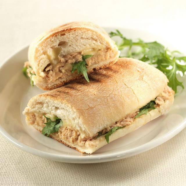 Panini z tuńczykiem