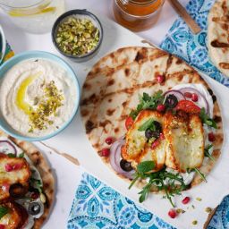 Chrupiące placki z halloumi z frytkownicy beztłuszczowej